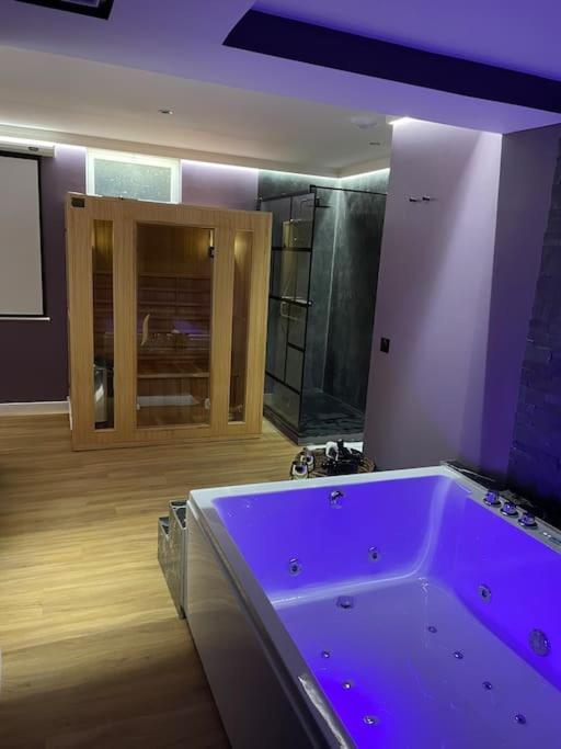Le Cocon Des Granges - Suite Sauna Jaccuzi Spa Bonnieres-sur-Seine Buitenkant foto